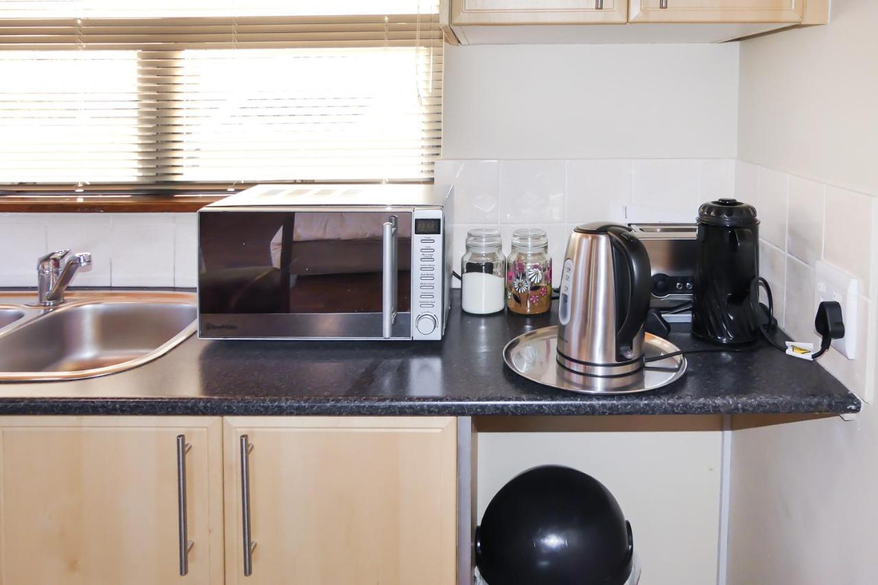 Shalom Self Catering Hotel Kleinmond Luaran gambar