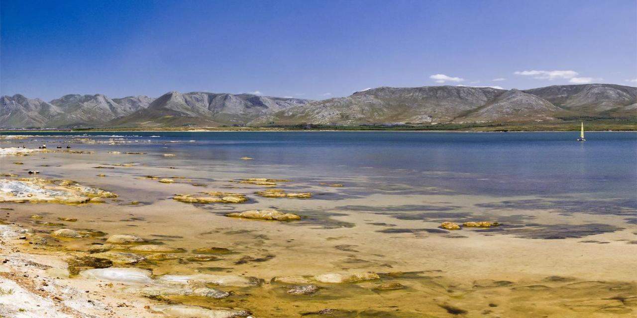 Shalom Self Catering Hotel Kleinmond Luaran gambar