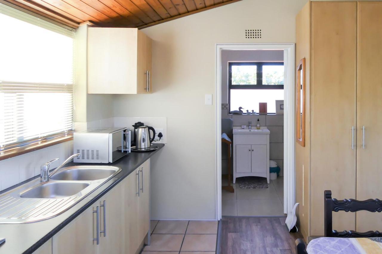 Shalom Self Catering Hotel Kleinmond Luaran gambar