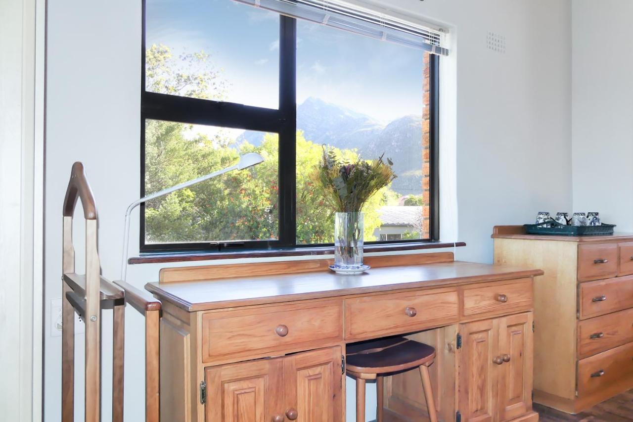 Shalom Self Catering Hotel Kleinmond Luaran gambar